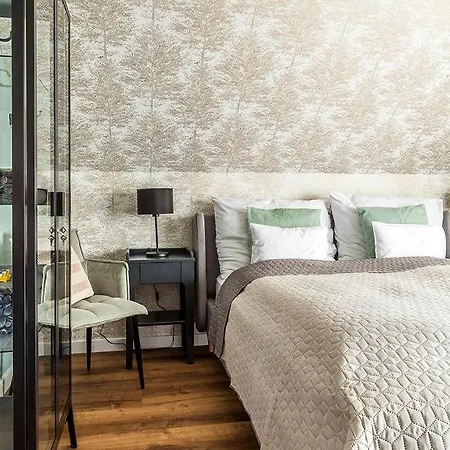 Harmonia Erkellyel Es Szaunaval