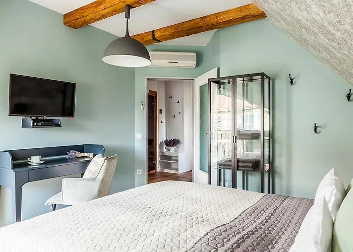 Harmonia Erkéllyel és Szaunaval Balatonfüred